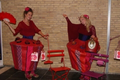 Hartverwarmende dames (00)
