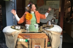 Koffiedames bij 25 jarig jubileum Simon Lévelt Utrecht